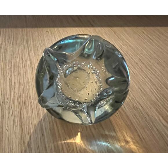 Vintage Strawberry Paperweight Art Clear Glass Controlled Bubbles 4" Wide - Picture 6 of 10